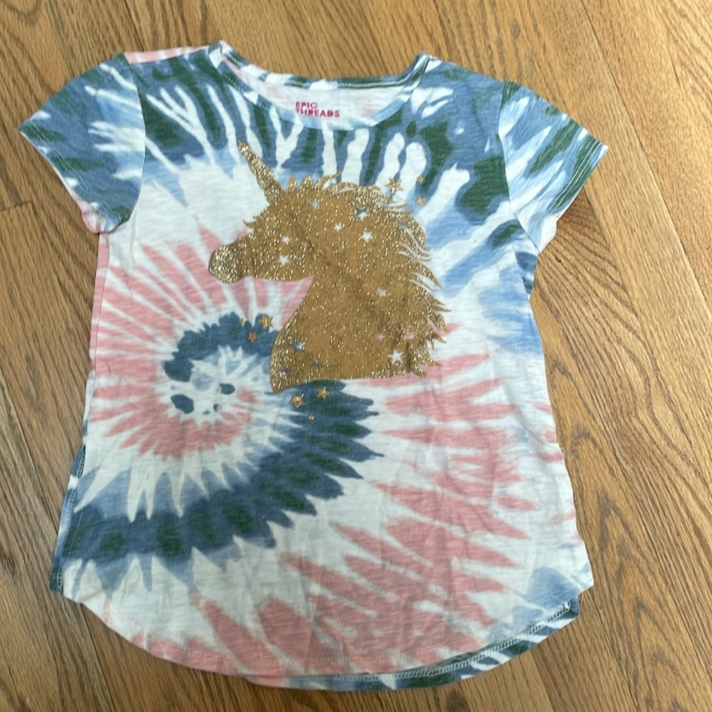 Epic Threads T-shirt size S